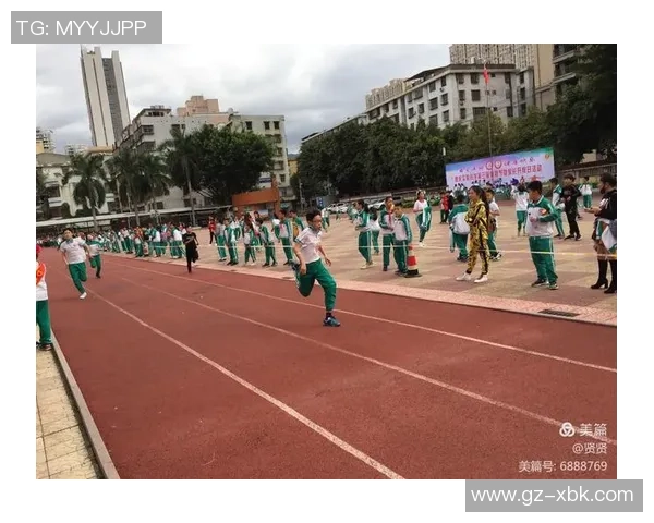 足球明星带你认识生字的魅力与激情，探索语言与运动的完美结合