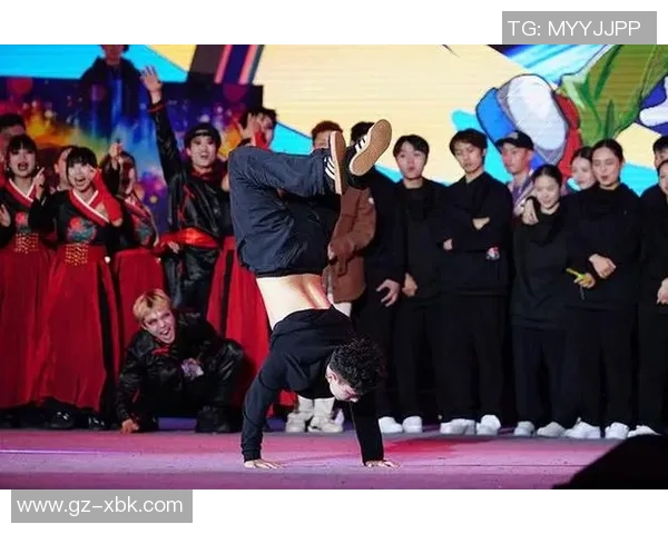 街舞专题：聚焦成都街舞队的速度